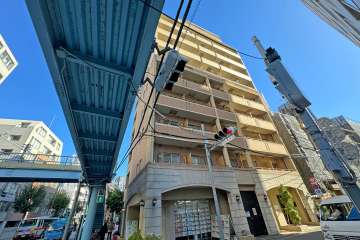 ステージファースト三軒茶屋アジールコートの外観（北西側から）