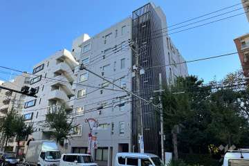 三軒茶屋サンハイツの外観（北西側から）