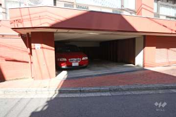 敷地内駐車場（屋内平面式）