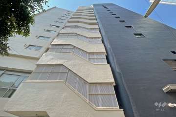 ハイツ三軒茶屋の外観（北西側から）