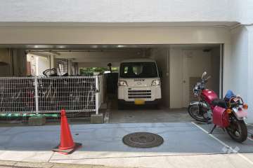 敷地内駐車場（屋内平面式）