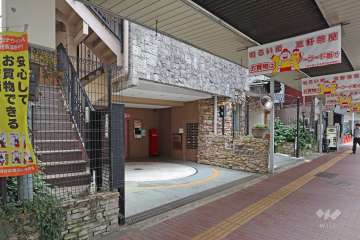 敷地内駐車場（屋内機械式） 