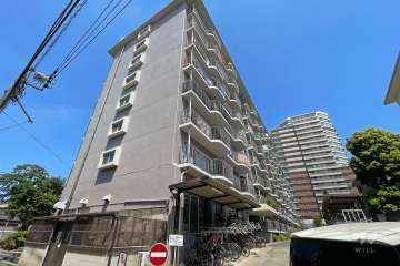 フドウ三軒茶屋ハイツの外観（南東側から）