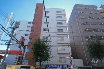 モナーク三軒茶屋の外観（北側から）