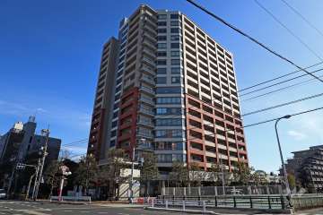 グランドメゾン三軒茶屋の杜の外観(北西側から)