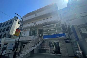 三軒茶屋オリンピックマンションの外観（北西側から）