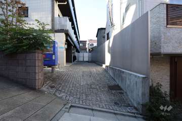 敷地の出入り口