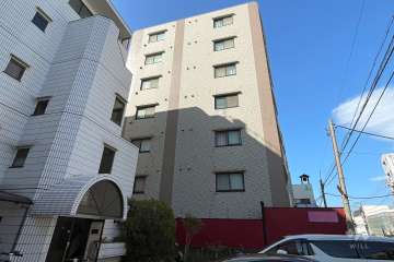 ダイアパレス三宿ベネヴィータの外観（南側から）