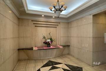 エントランスホール