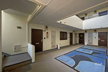 エントランスホール