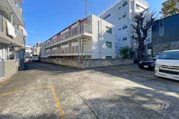 敷地内駐車場（屋外平面式）