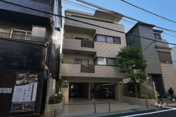 ピューイタケスズの外観（北東側から）