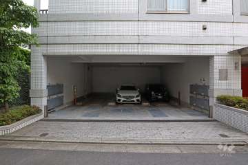 敷地内駐車場（屋内機械式）