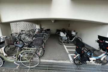駐輪場