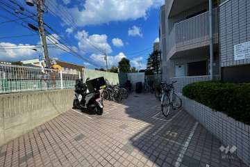 駐輪場、バイク置場