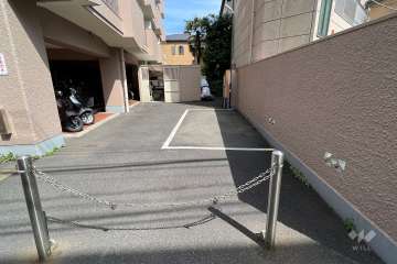 敷地内駐車場(屋外平面式)