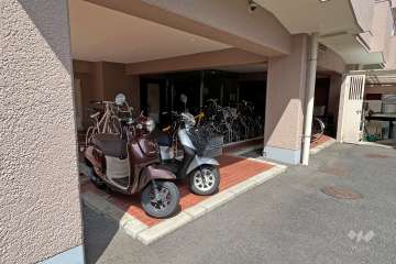 バイク置場