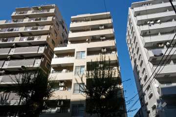 ライオンズマンション三軒茶屋第3の外観（南側から）