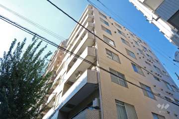 ライオンズマンション三軒茶屋第3の外観（南東側から）