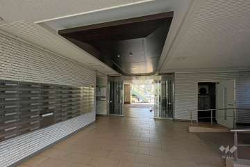 エントランスホール