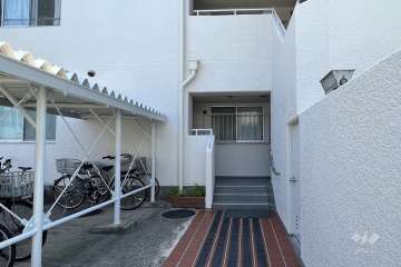 住戸入り口　