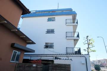 秀和若林レジデンスの外観（北側から）