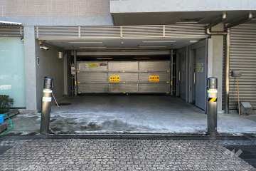 駐車場の出入り口・敷地内駐車場（屋内機械式）