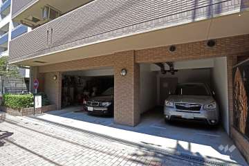 敷地内駐車場（屋内平面式）