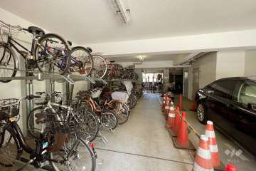 駐輪場、バイク置場