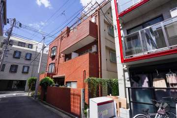 メゾン・ド・プラティーヌの外観（南東側から）