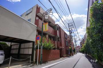 メゾン・ド・ヴェスペールの外観（北西側から）