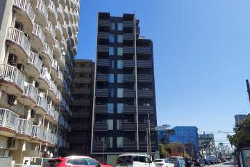 ステージファースト明大前アジールコート外観(西から)