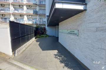 エントランスアプローチ