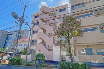 第１梅ヶ丘ハイムの外観（北西側から）