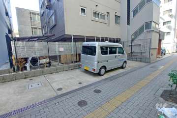 敷地内駐車場（屋外平面式）