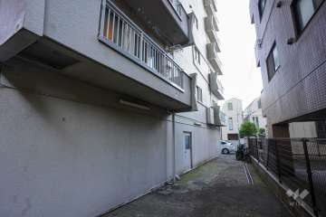 敷地内の通路