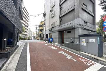 敷地東側の前面道路　