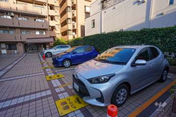 敷地内駐車場（屋外平面式）