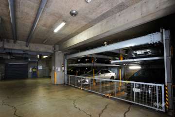 敷地内駐車場（屋内機械式）