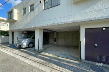 敷地内駐車場（屋内平面式）　