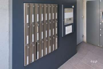 宅配ボックスと共用ポスト