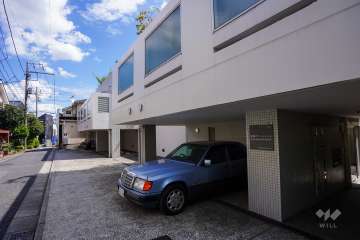 敷地内駐車場（屋内平面式）