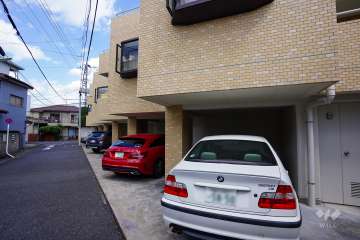 敷地内駐車場（屋内平面式）