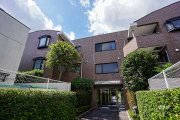 エクレールガーデン世田谷松原の外観（北東側から）