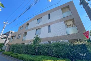 ヒルクレスト世田谷松原の外観（南西側から）　　