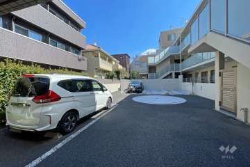 敷地内駐車場（屋外平面式と屋外機械式）