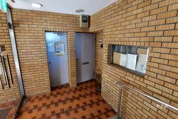 エントランスホール