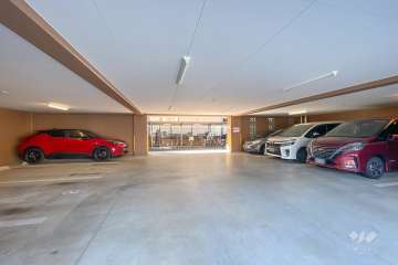 敷地内駐車場（屋内平面式）