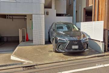 敷地内駐車場（屋外平面式）