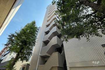 パークウェル三軒茶屋の外観（西側から）